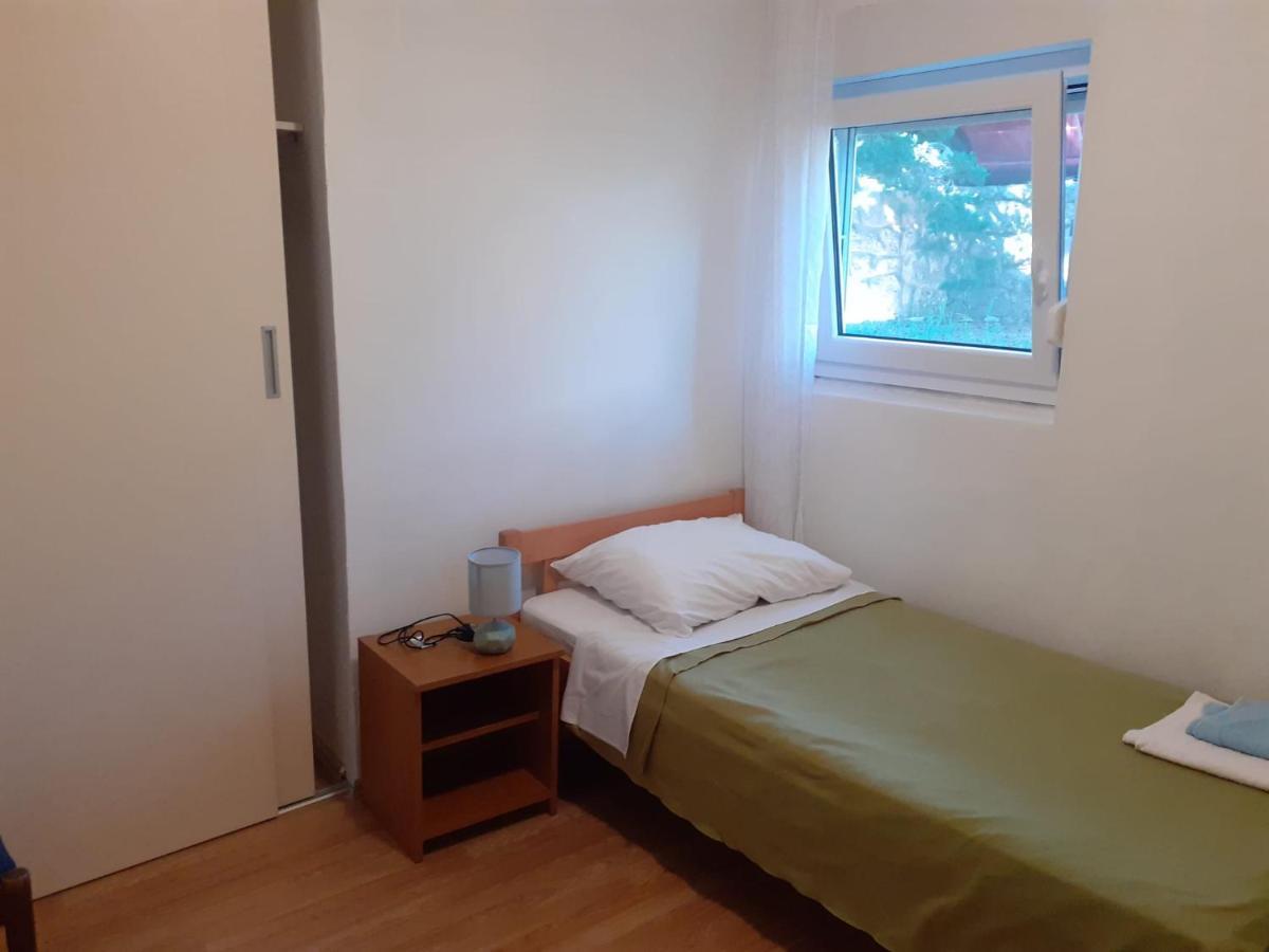 Apartments Marija Krk Town Exterior photo
